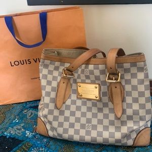Louis Vuitton

Louis Vuitton Hampstead Gm Damier